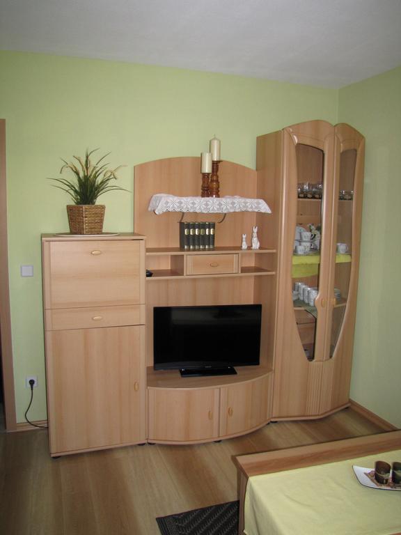 Stollenklause Apartment Hormersdorf  Cameră foto